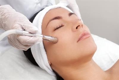 <h1>Dermabraision and LED Facial</h1>
